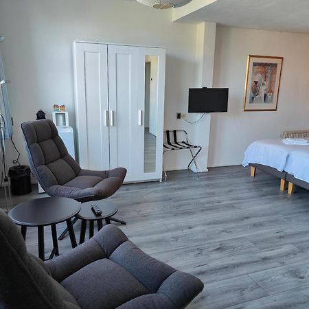 Hotel Saint Vincent Poeldijk Bagian luar foto