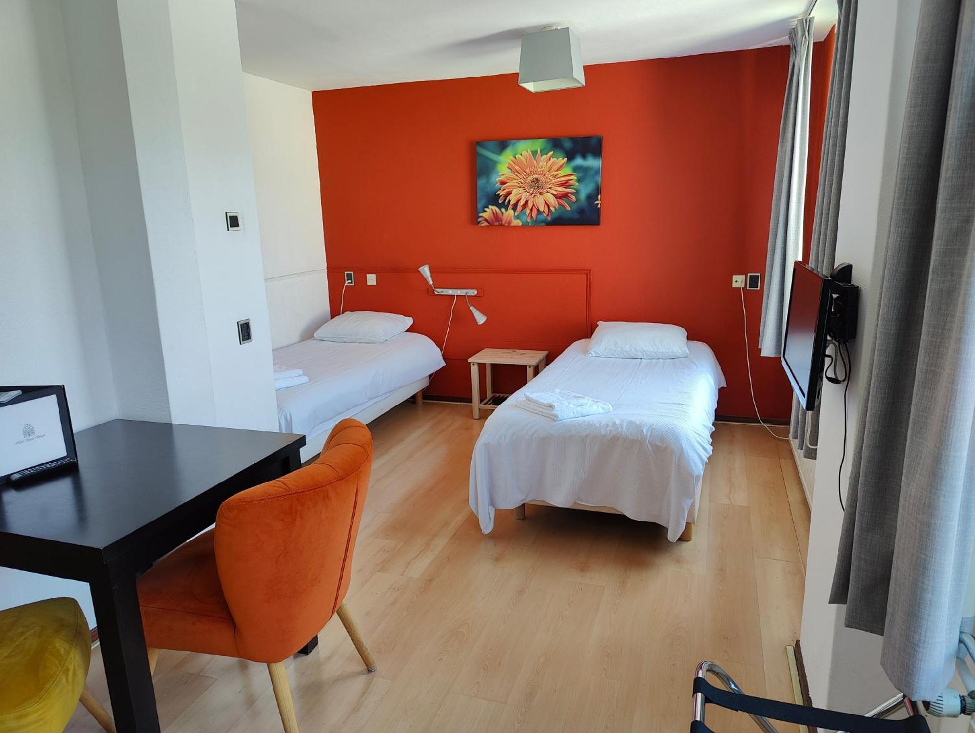 Hotel Saint Vincent Poeldijk Bagian luar foto