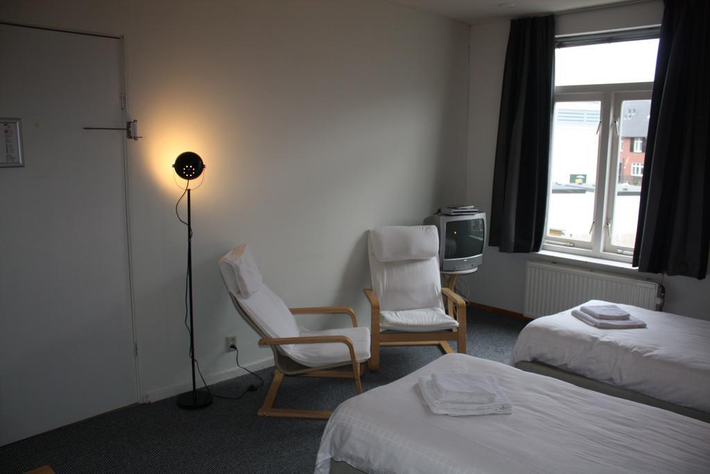 Hotel Saint Vincent Poeldijk Bagian luar foto