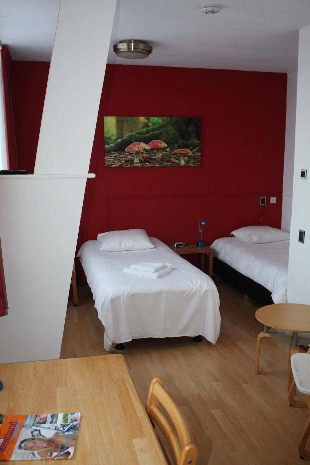 Hotel Saint Vincent Poeldijk Bagian luar foto