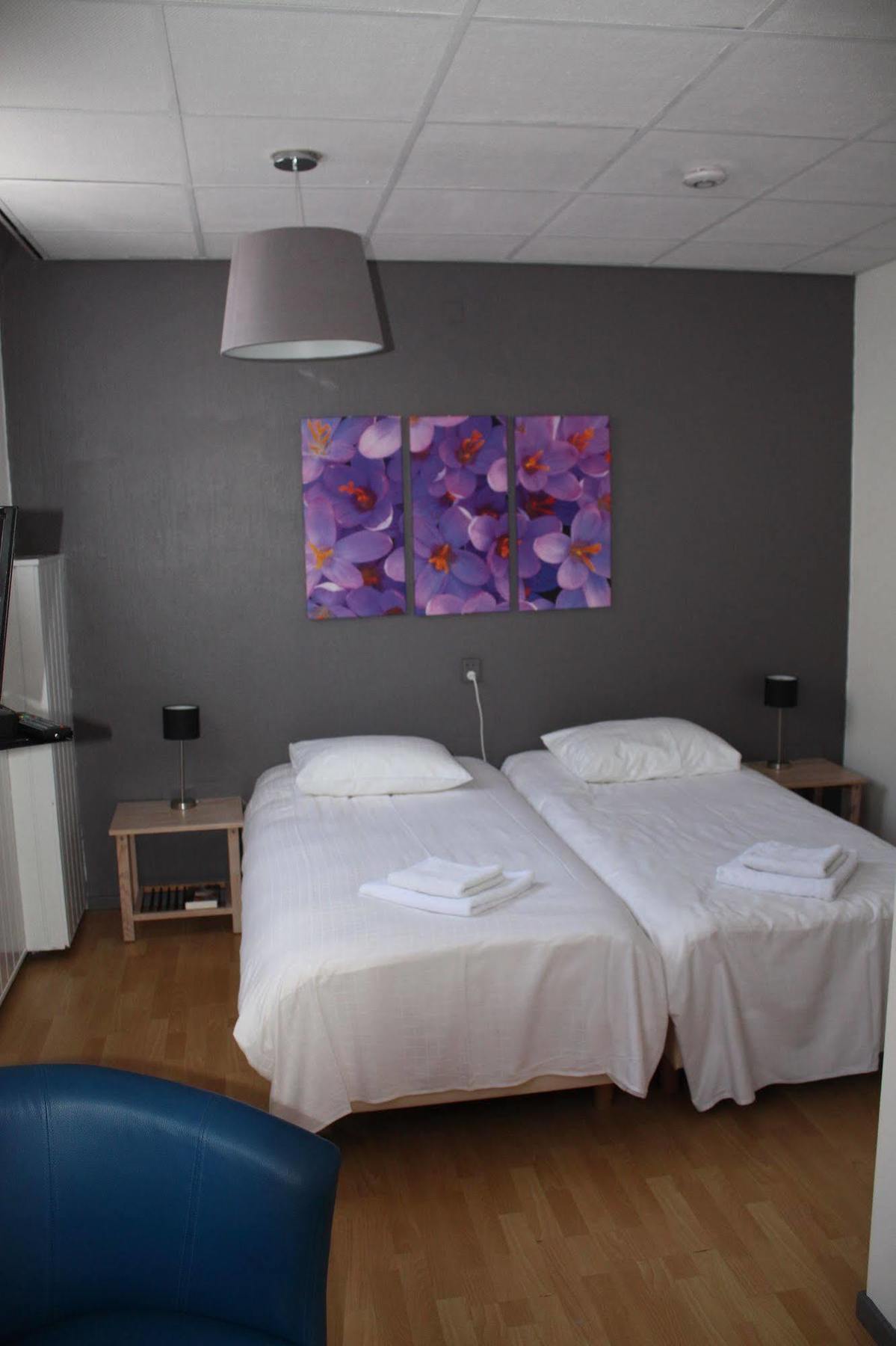 Hotel Saint Vincent Poeldijk Bagian luar foto